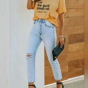 VICI COLLECTION LENNON DISTRESSED HIGH RISE DENIM JEANS